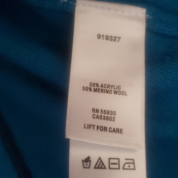 Cabelas Zip up Sweater - Picture 2 of 4